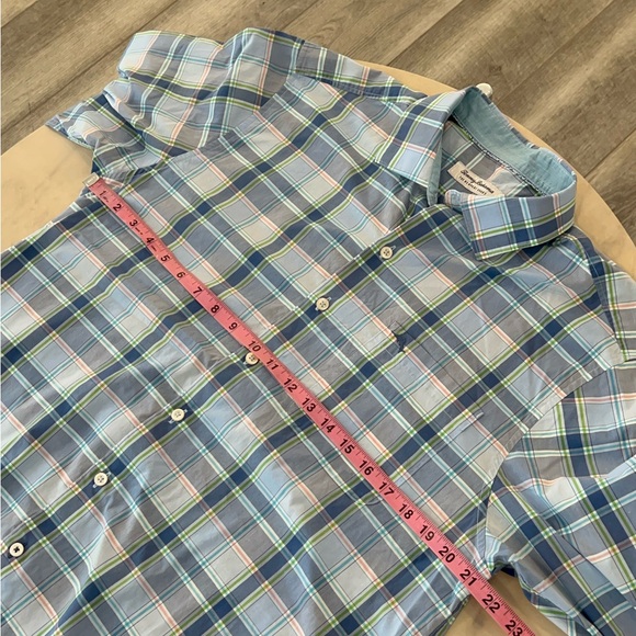 Tommy Bahama Men’s Plaid Newport Coast Button Down Shirt. - Picture 8 of 9